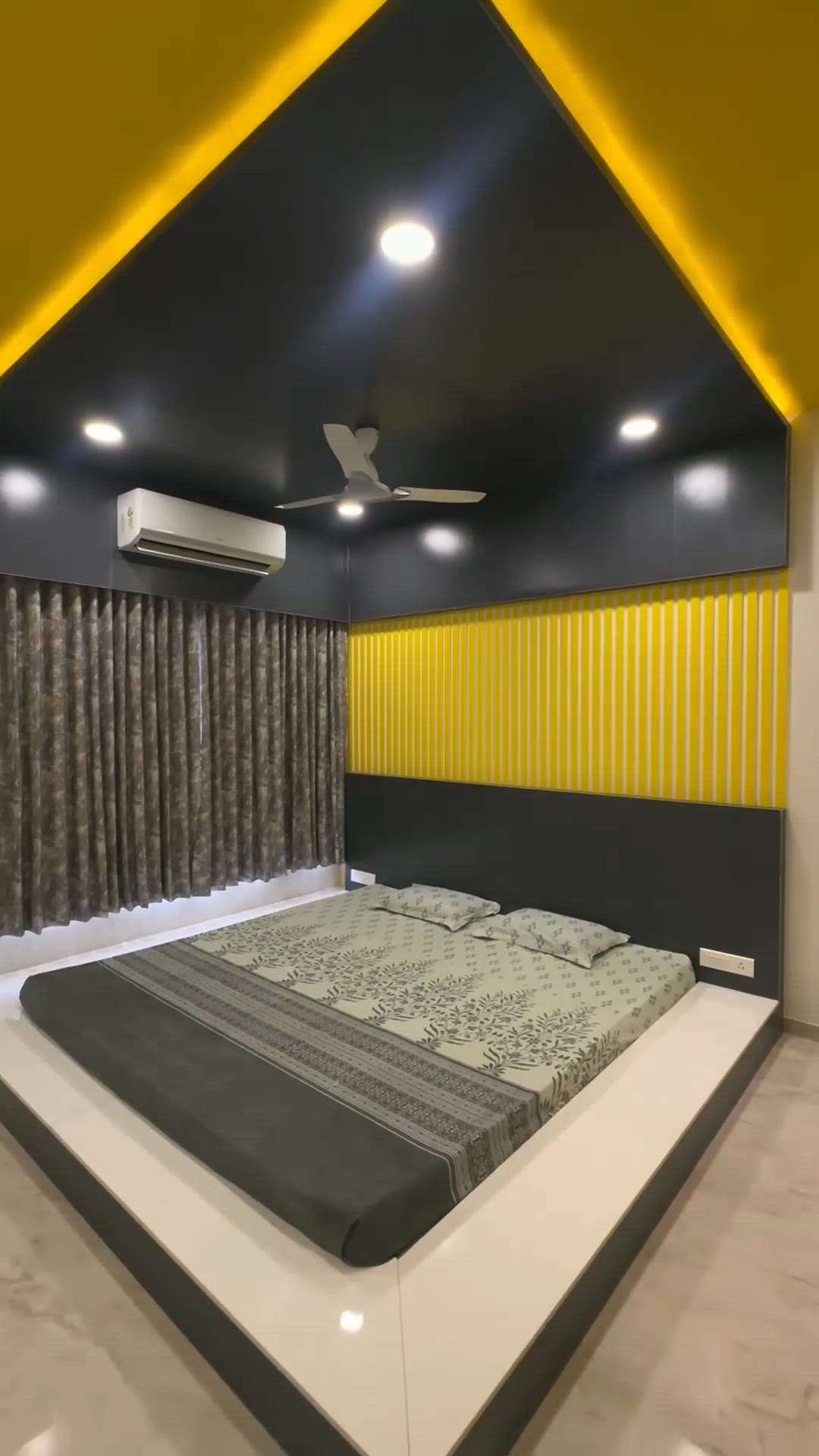 #BedroomDecor  #MasterBedroom  #KingsizeBedroom  #combinatnationmica_