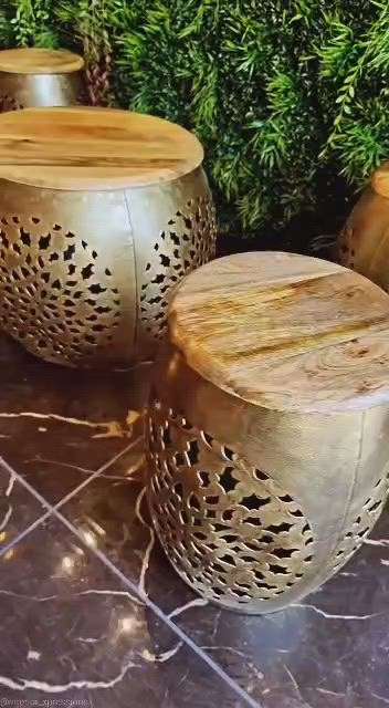 Antique Metal Stool Set With Wooden Top
Call/Whatsapp on 7838870197