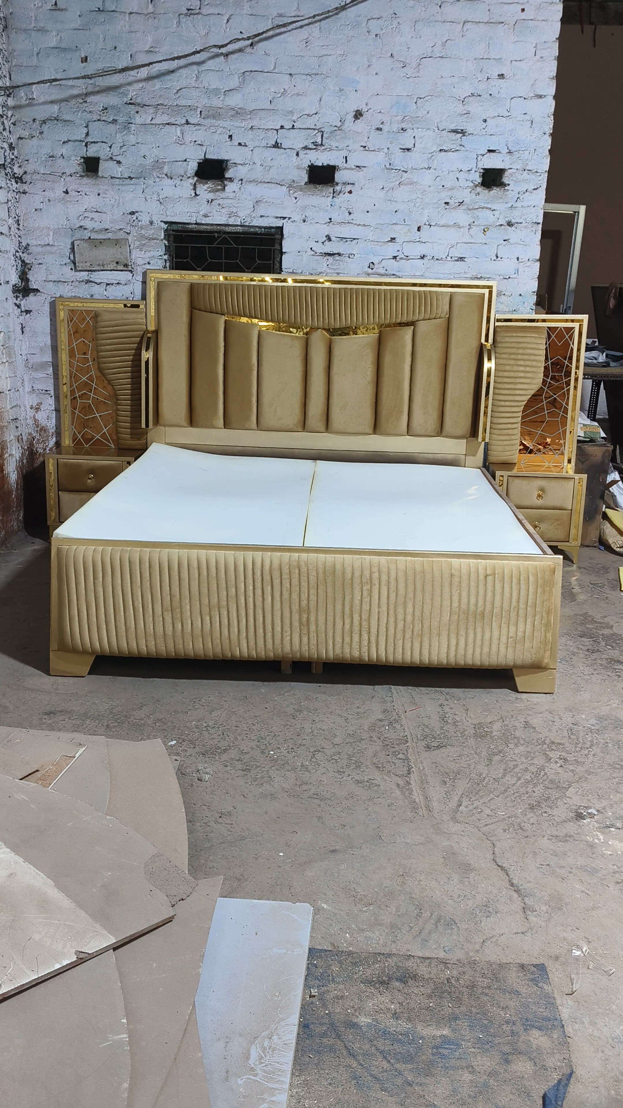 Luxury King Size Bed With Golden Touch  #bed  #furniture  #viral  #followme🙏🙏  #Shorts  #short  #bedroom  #design  #home  #sofa  #sofabed  #table  #interior  #LUXURY_BED