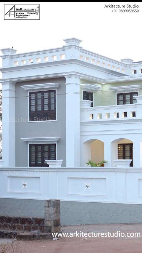 luxury colonial home

www.arkitecturestudio.com

 #keralahomes
 #classichouse
 #InteriorDesigner