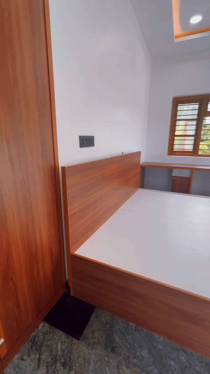 #MasterBedroom   #BedroomIdeas  #BedroomCeilingDesign  #modular  #modularkitchenkerala  #modularbedroom  #KeralaStyleHouse  #keralastyle