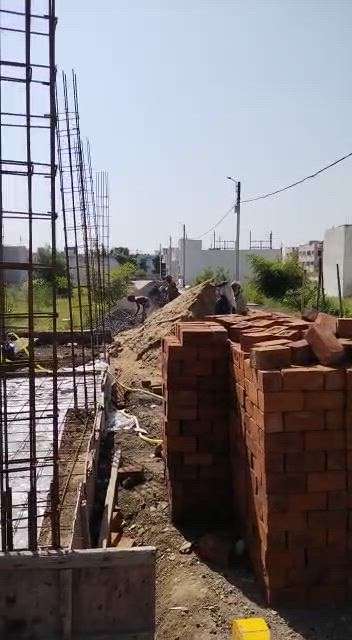 plinth work
 #undercostruction🚧⚠️  #HouseConstruction  #constructionsite  #krishnaconstruction-planner&developer #sitevisit  #CivilEngineer