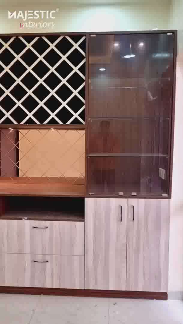3bhk interior design by Majestic Interiors.
Majestic Interiors
#crockeyunitdesign
#livingroomdesign
#interiordesigner
#latestkitchendesign
#BarUnit 
#modular_kitchen
#kitchendesign
#ModularKitchen
#lshapedkitchen
#ushapekitchen
#modular_kitchen_in_faridabad
#interiordesignerinfaridabad
#faridabad
#majesticinteriors
#wardrobes
#neharpar
WWW.MAJESTICINTERIORS.CO.IN
9911692170