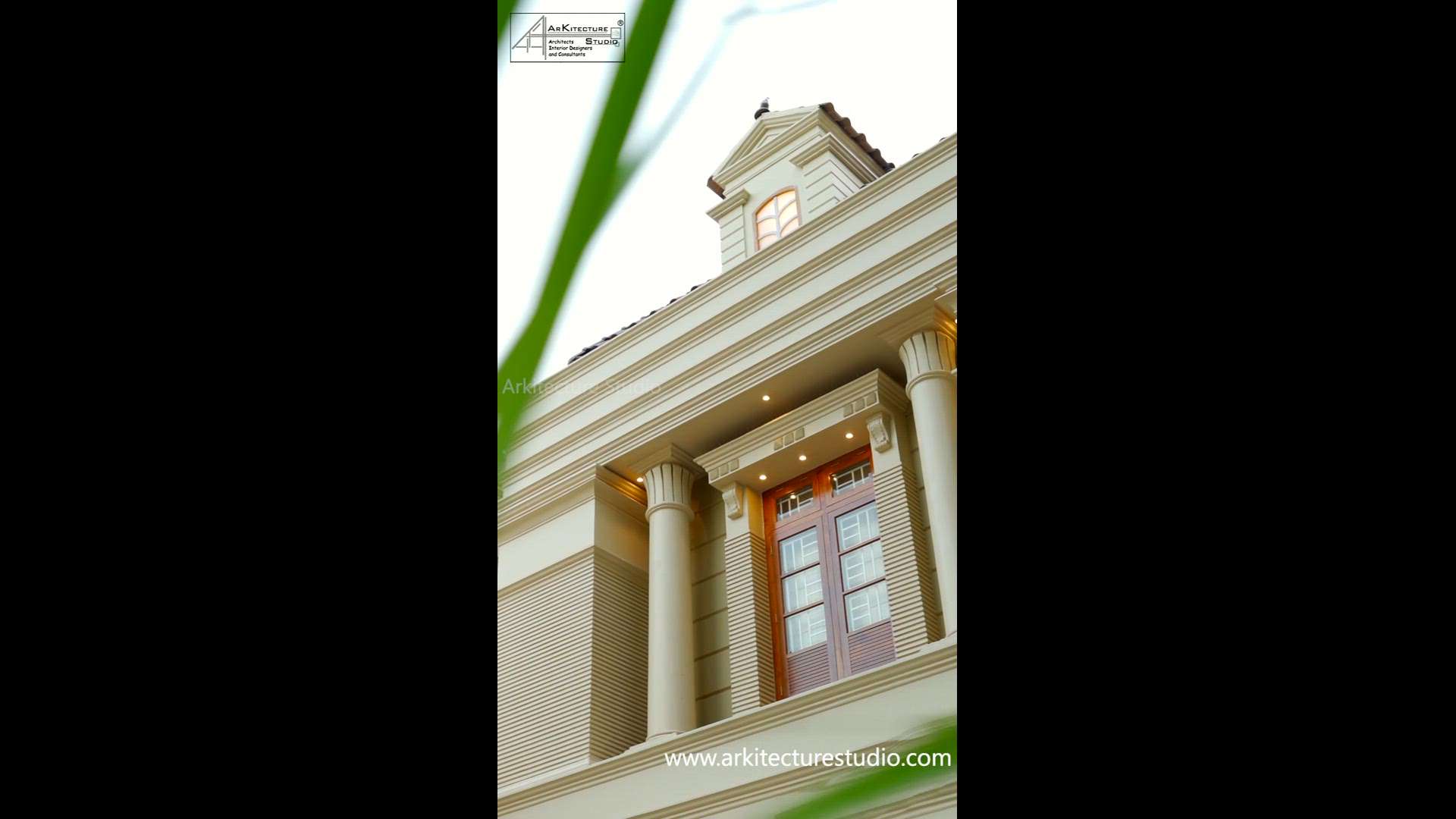 www.arkitecturestudio.com

luxury Kerala homes
classic architecture
colonial house
 #colonialarchitecture 
 #colonialhouse 
 #classicvilla 
 #biggesthouse 
 #khdec 
 #khd 
 #6bhk 
 #5BHKHouse 
 #arkitecturestudio