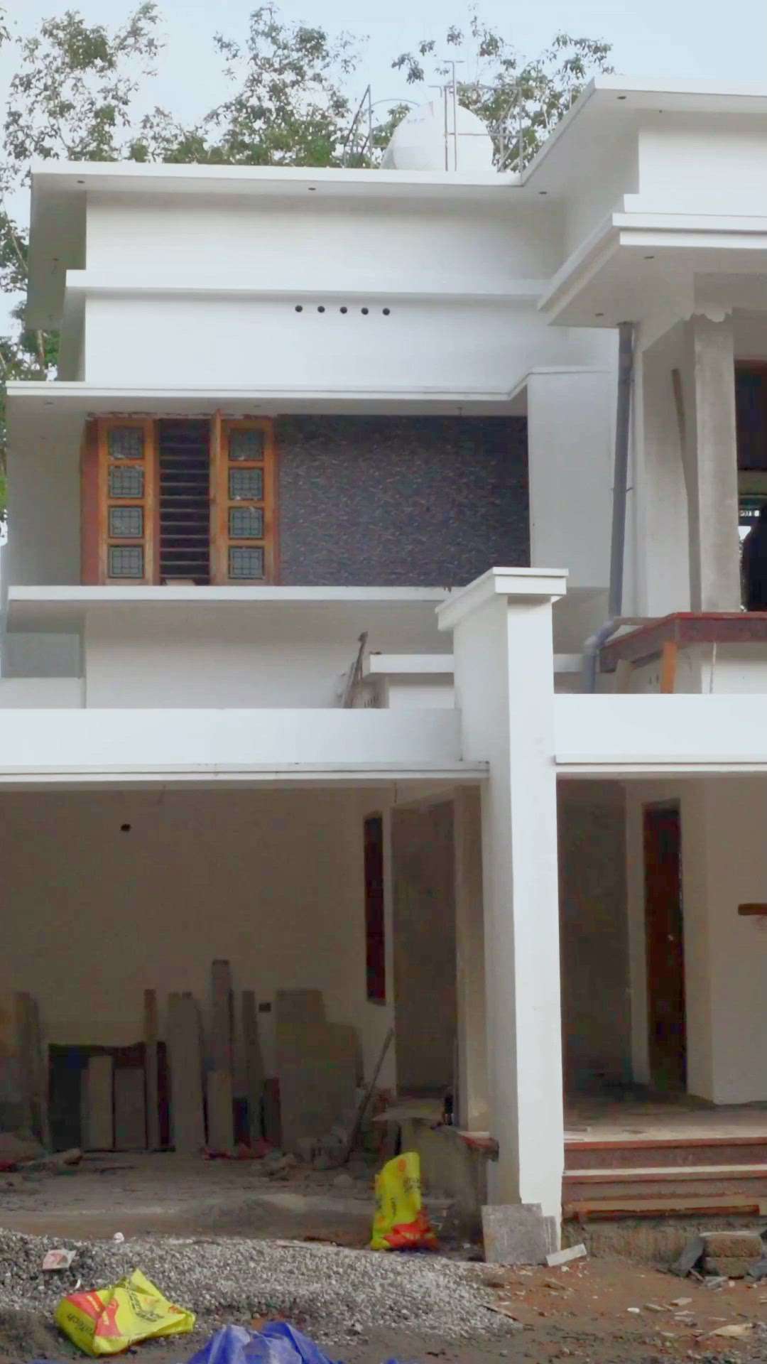 #Ongoing_project #exteriordesigns #Kollam #kerala #KeralaStyleHouse #ContemporaryHouse #trussdesign