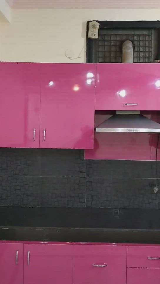L SHAPE KITCHEN WITH HIGH GLOSS