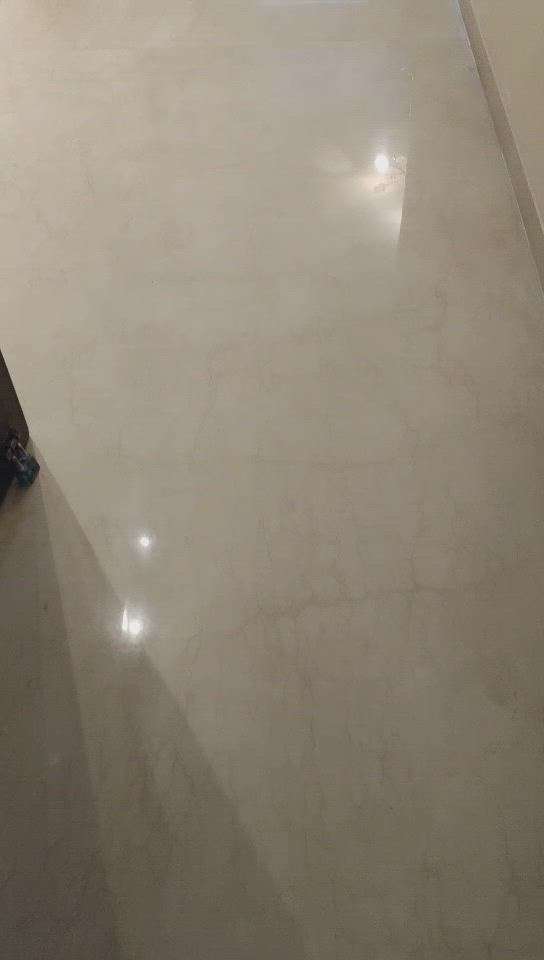 Diamond floor polishing