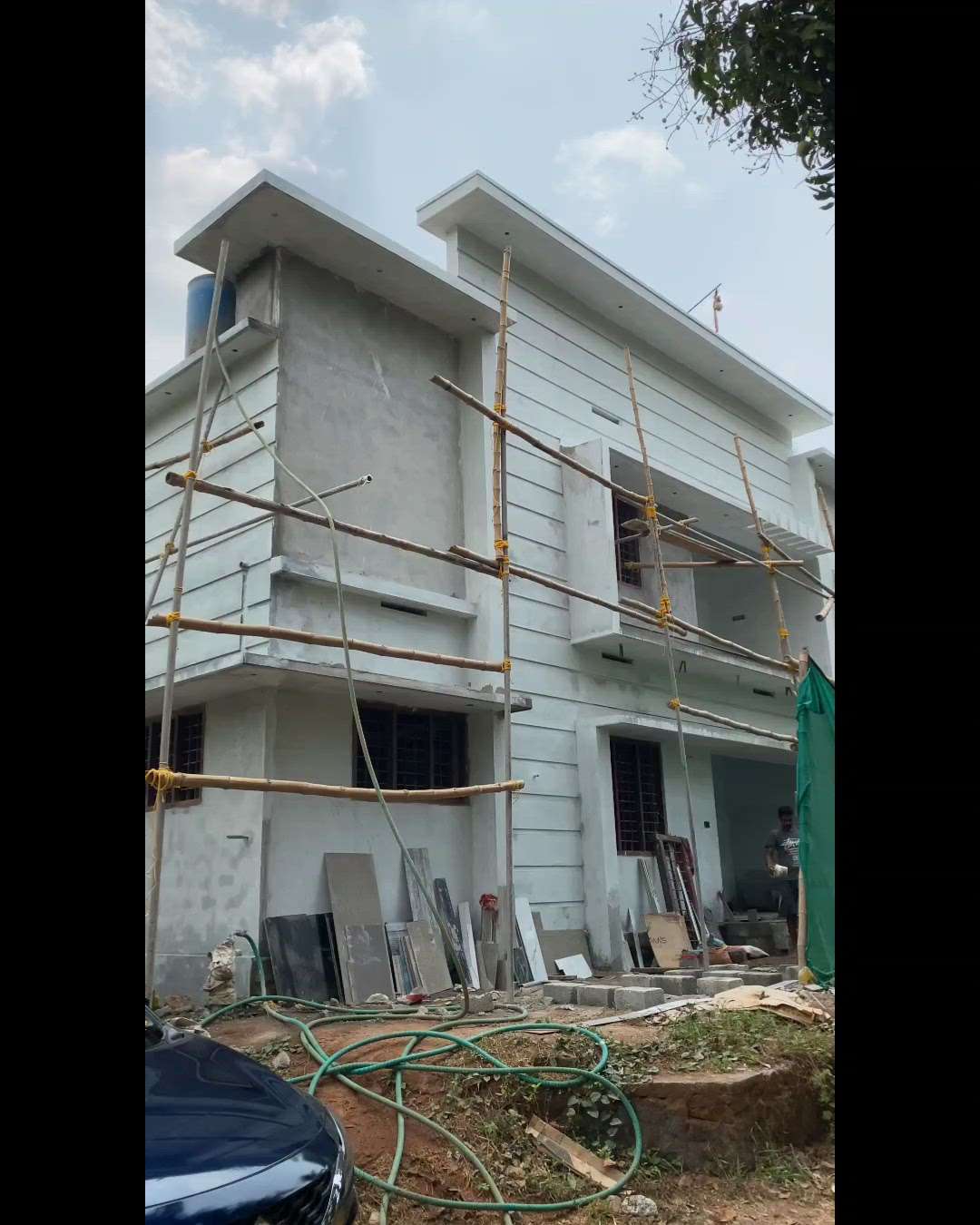 work under process at thrissur

 #newhomeconstruction  #Thrissur  #thrissurlive  #kerlahouse #keralastyle  #Contractor #HouseConstruction  #fullhome