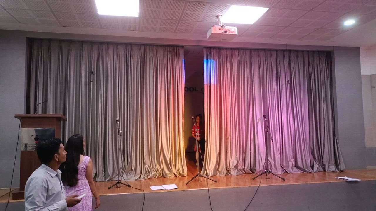 Smart curtain Installation in G.D goenka school by BytBots Team

#smartcurtain 
 #bytbots
#smarthomesystem