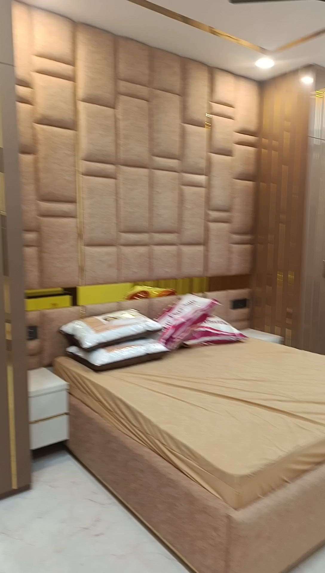 luxury bedroom design  #MasterBedroom  #BedroomDecor  #modularTvunits  #tvpanels  #tvunitinterior  #KingsizeBedroom  #WallDesigns  #bedbackdeisgn