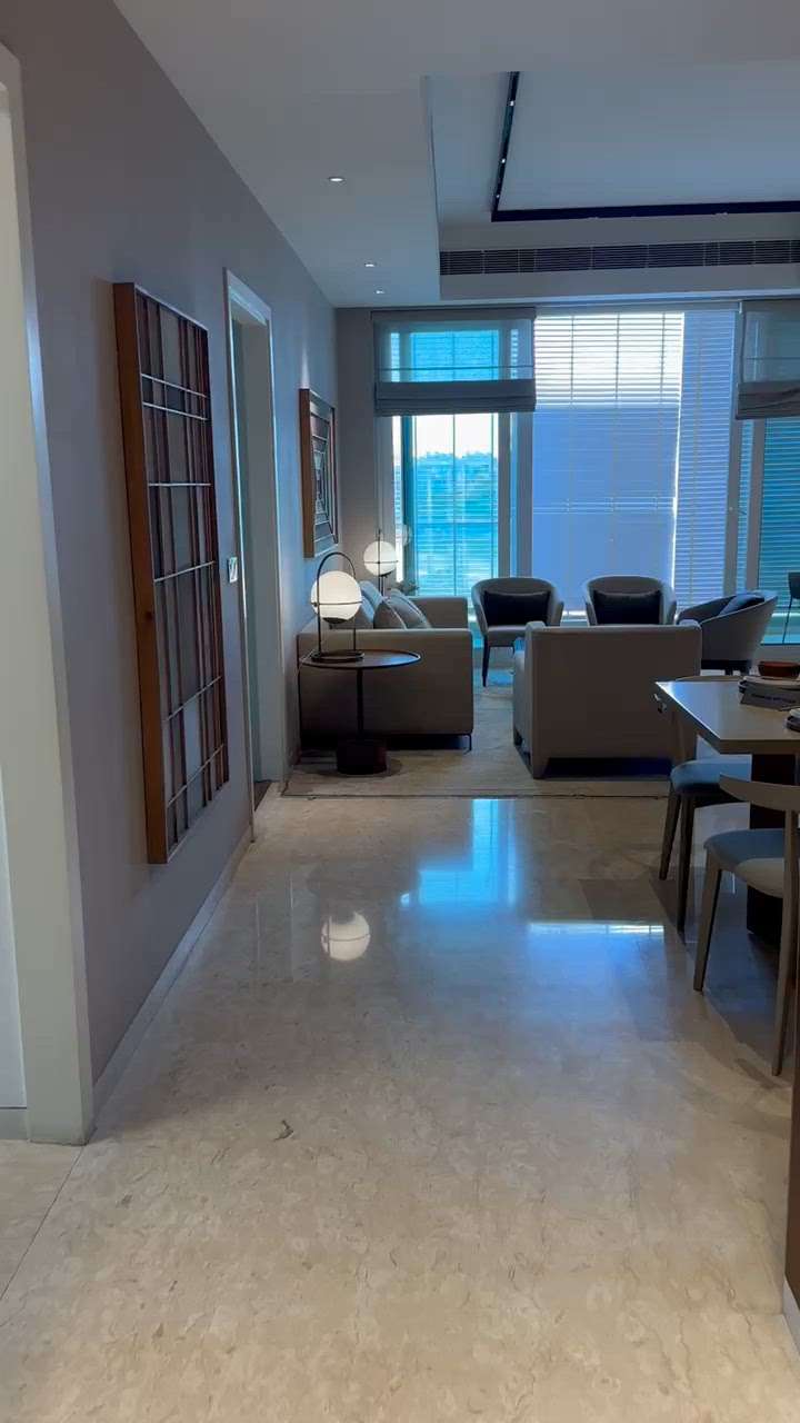 Luxury living room designed for the comfort. Call on 8527267005 
 #InteriorDesigner  #LivinroomDesigns  #LivinRoomTable  #LivingRoomCarpets  #LUXl_INTERIOR  #LUXURY_BED  #luxuryinteriors  #GOLDEN  #falcelling  #HomeAutomation  #homeinterior  #HomeDecor  #hometheatre  #hometour  #homeinspo