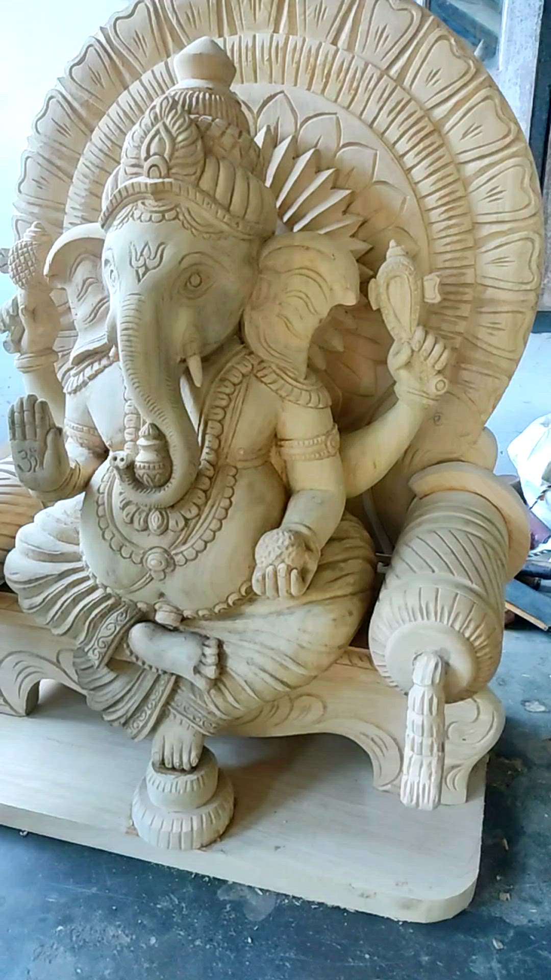 Ganapathi 
Wood carving 
9656269629 








 #woodcarvingart  #woodcarvingcnc   #workingtym  #carvingwork
