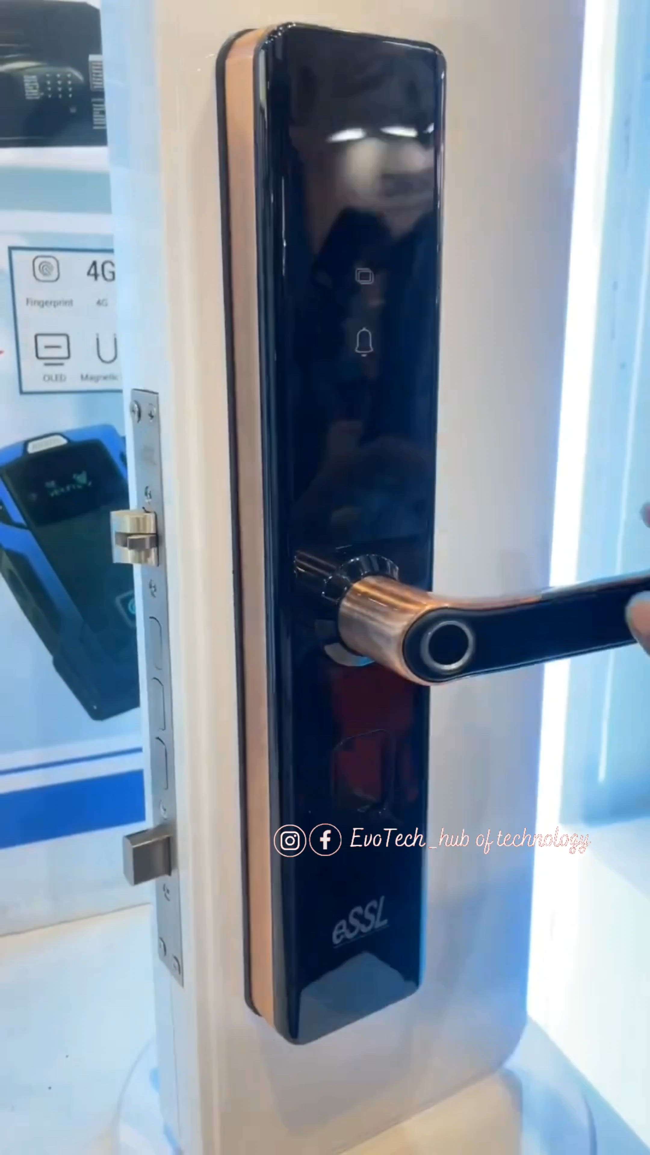door lock  #doorlock  #doorlovers  #doorlocks  #doorlook  #HomeAutomation  #automationsolutions  #automationsolution  #HouseDesigns