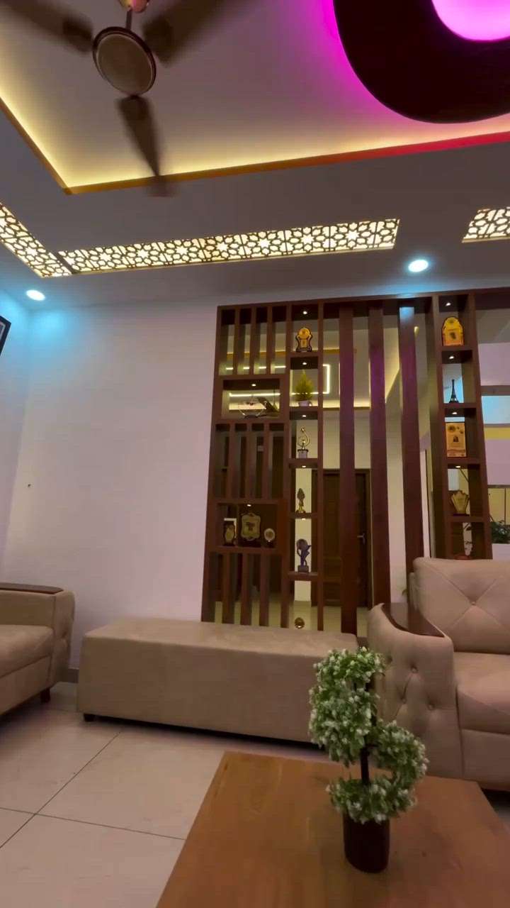 #InteriorDesigner  #KitchenInterior  #interiorpainting  #modularwardrobe  #modular  #modularsofadesin  #HouseDesigns  #HomeDecor  #reelsinstagram  #KeralaStyleHouse  #Kottayam  #Designs