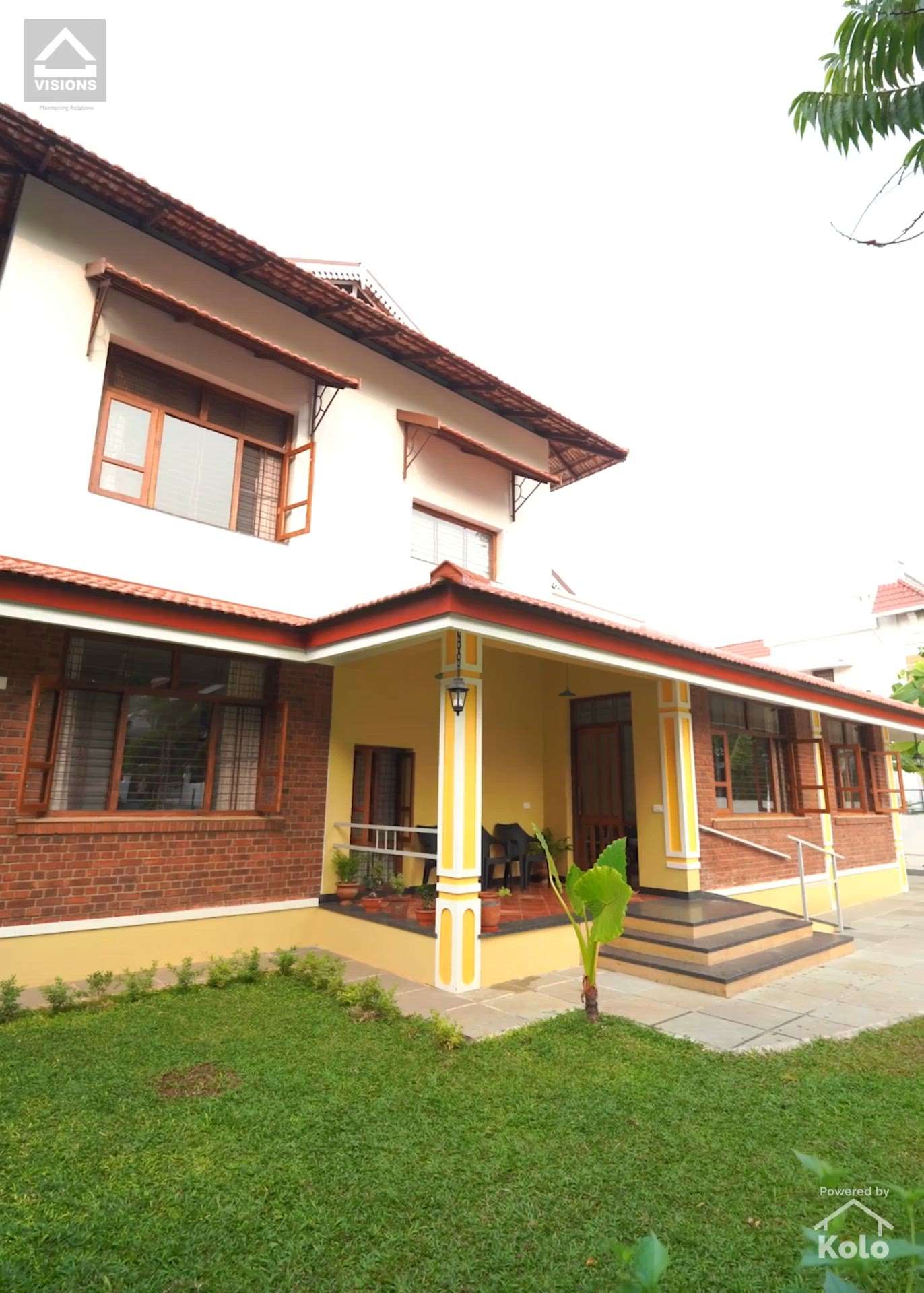 3000 Sq.ft/5BHK/Traditional style
/Two storey/Thrissur

Project Name: Rama Pisharody's 5 BHK Traditional Home
Storey: Two
Total Area: 3000 sqft
Bedrooms: 5
Elevation Style: Mix of Kerala Traditional and North Indian Architecture 
Location: Kuttur, Thrissur
Completed Year: 2023

Cost: 1.5 cr
Plot Size: 25 Cent

#keralatraditional #twostorey #5BHK #3000SqftHouse