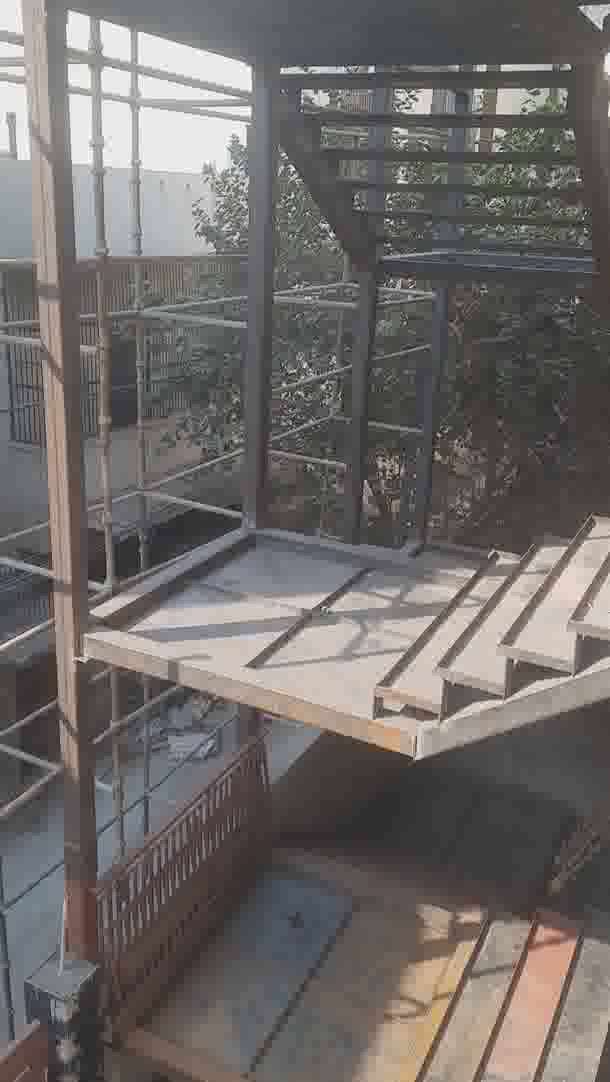 safety staircase heavy east Delhi Gagan Vihar