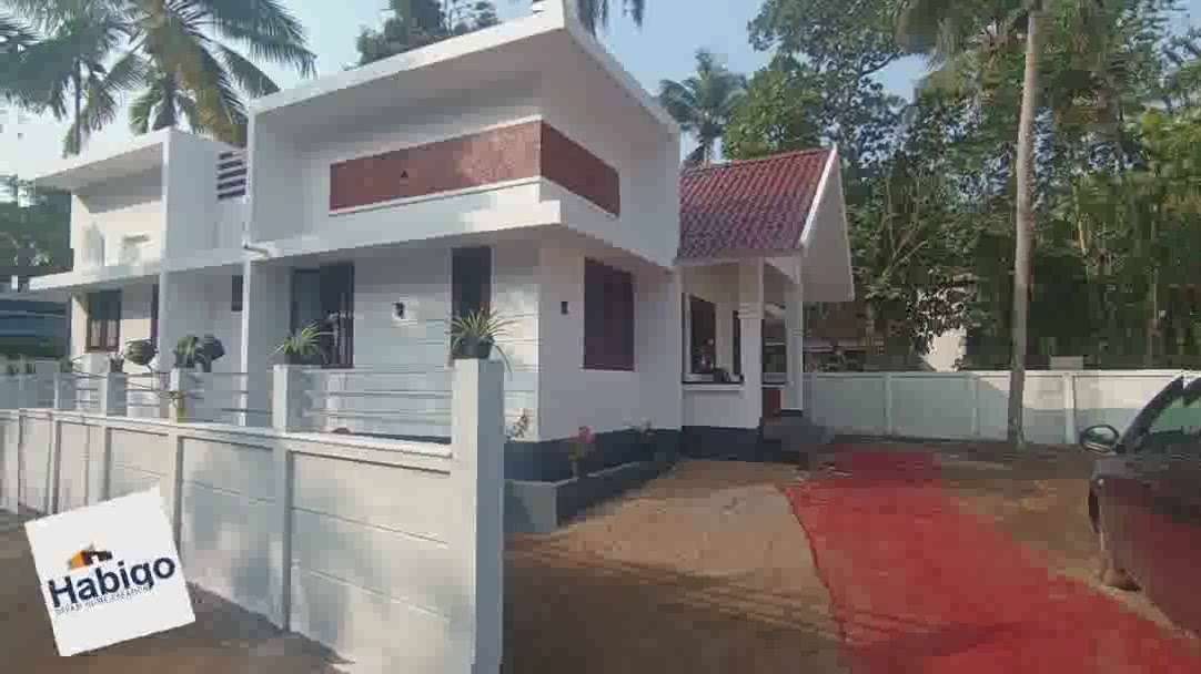 #HouseDesigns  #SmallHouse  #KeralaStyleHouse #Thrissur  #thriprayar