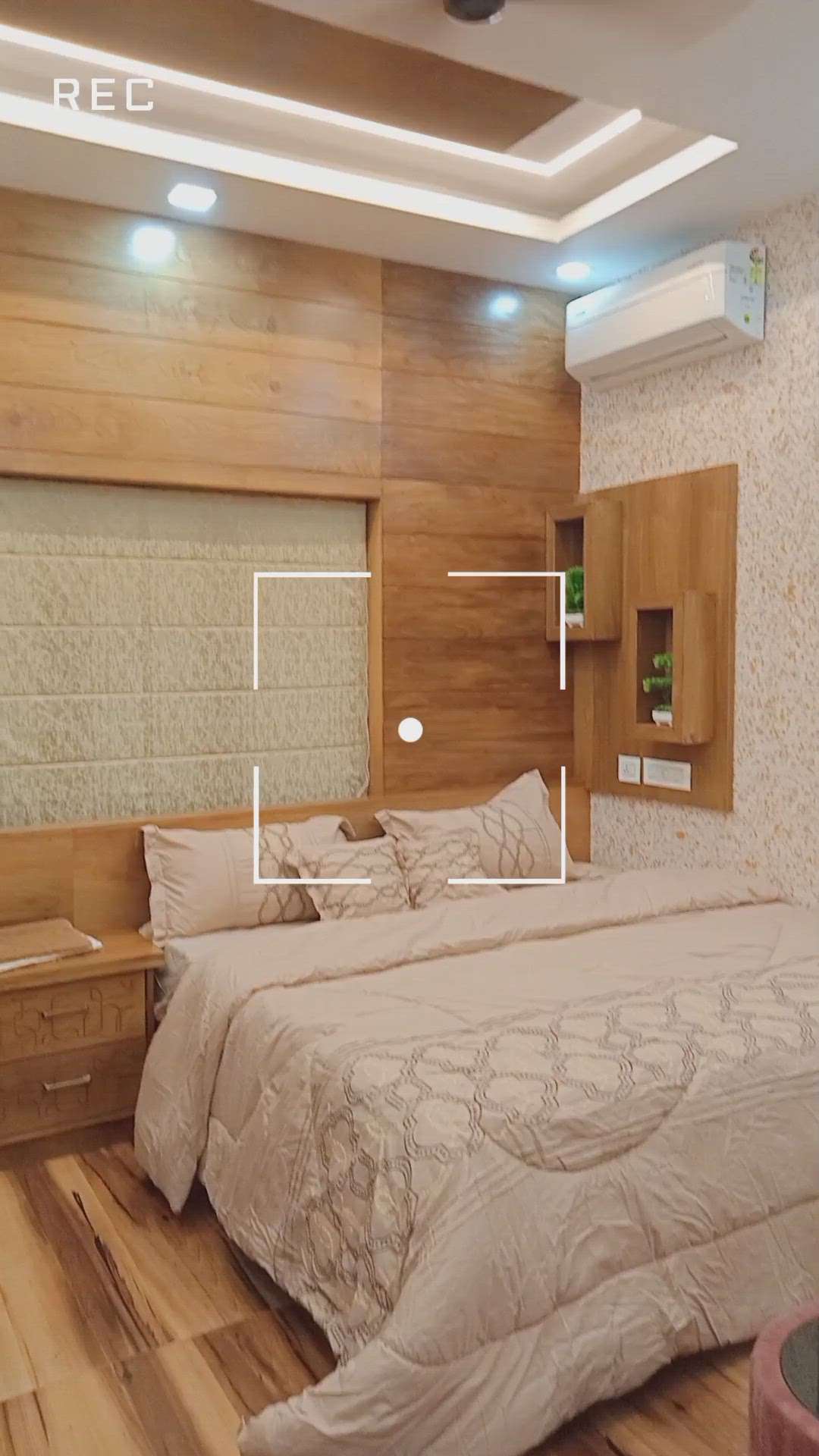 ✨finished ✨ bedroom seting  #WoodenBeds #WoodenCeiling #woodendesign #woodenartwork  #TeakWoodDoors