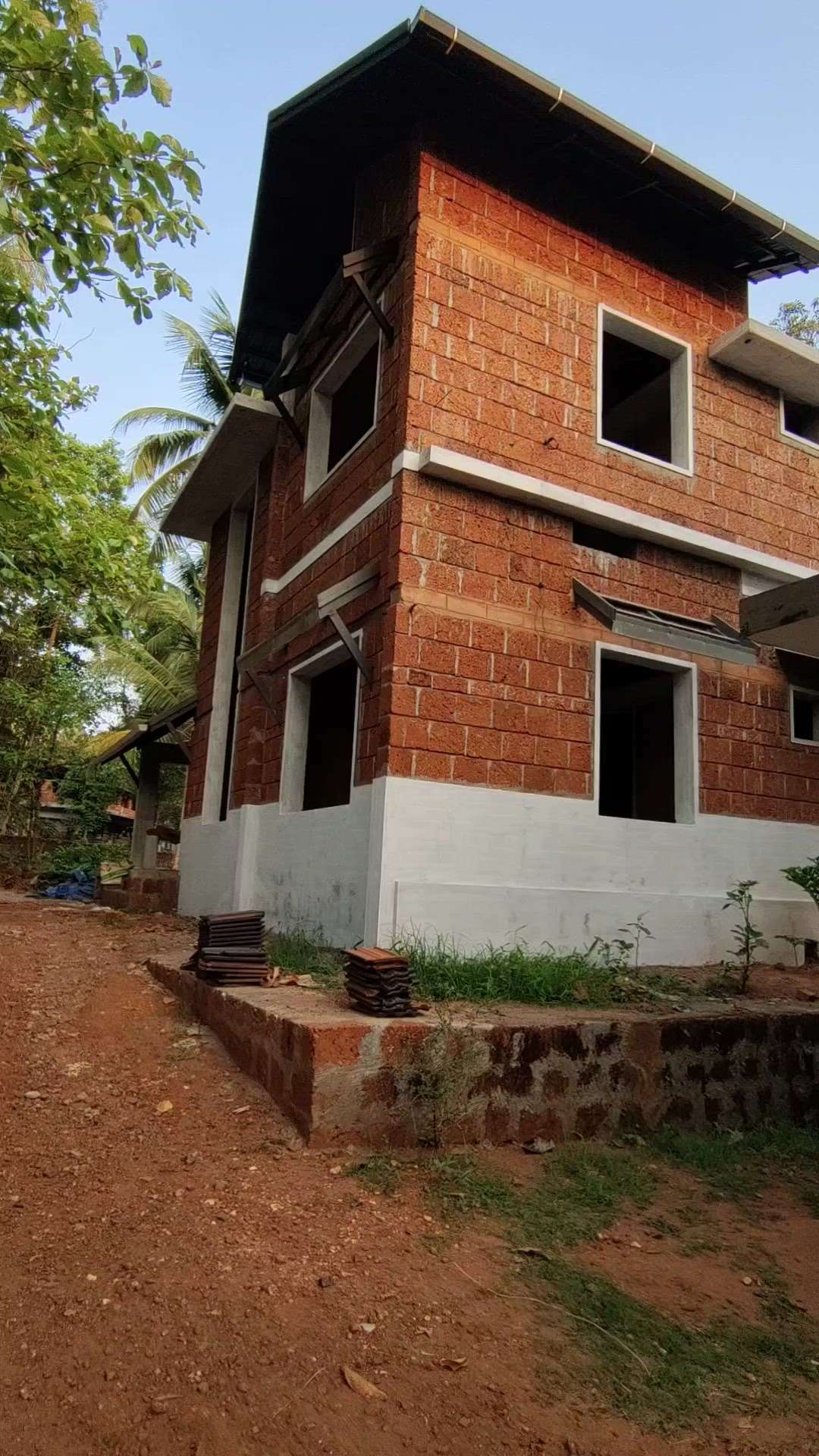 #mudhouse  #modernarchitect  #architecturekerala  #concept  #lowbudgethousekerala  #lowcostarchitecture