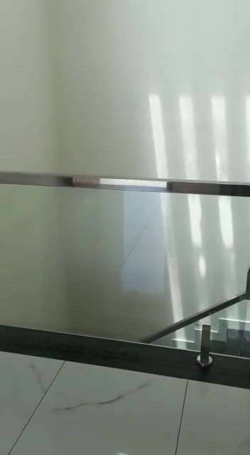 Toughened glass staircase