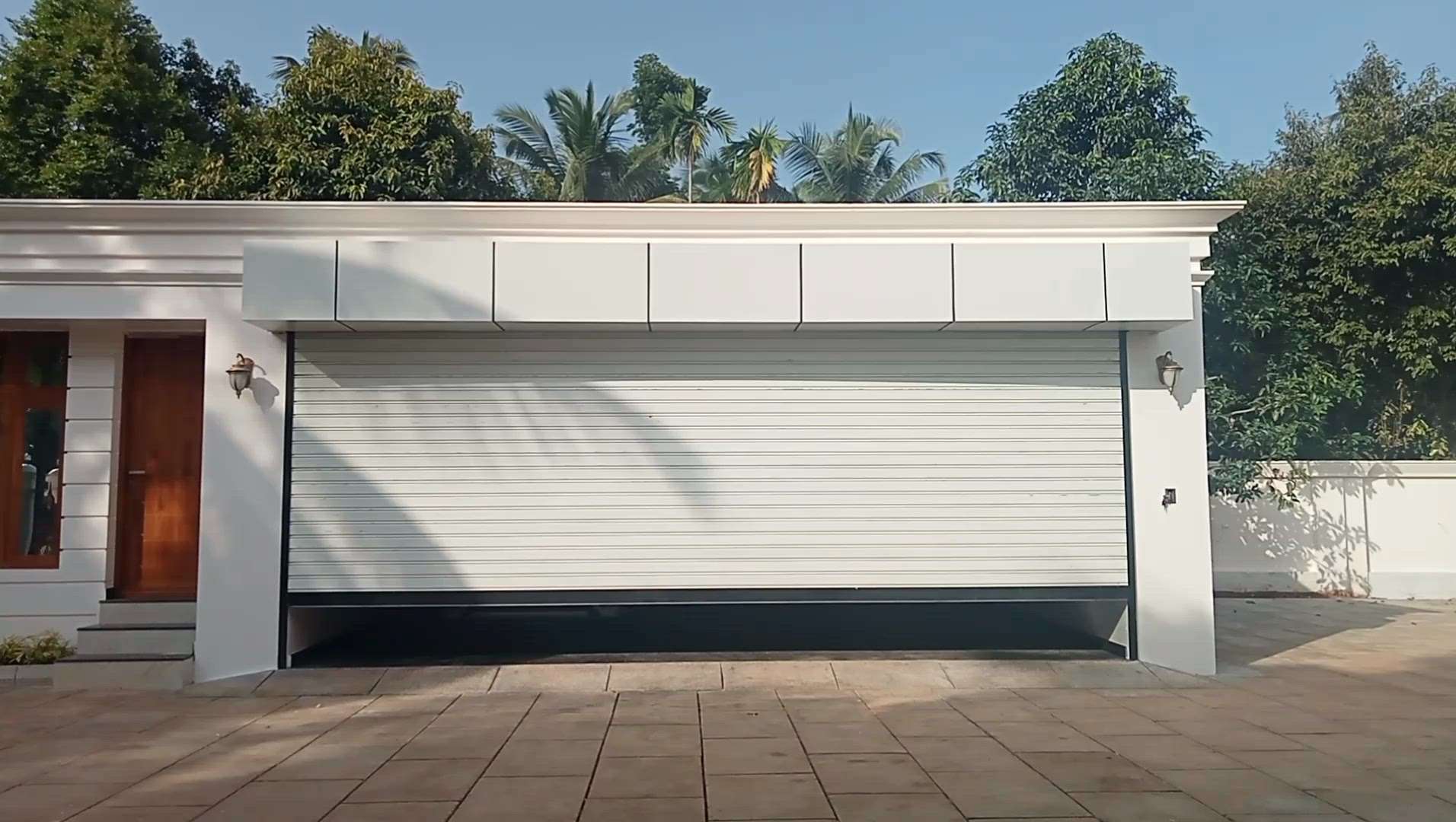 #automaticrollingshutter  #RollingShutters  #shuttering 

completed project at chemmad Malappuram district kerala 
 all kerala service available