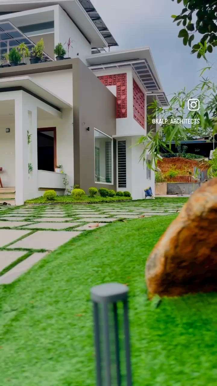 #kalp  #HouseDesigns 
 #KeralaStyleHouse  #Designs
