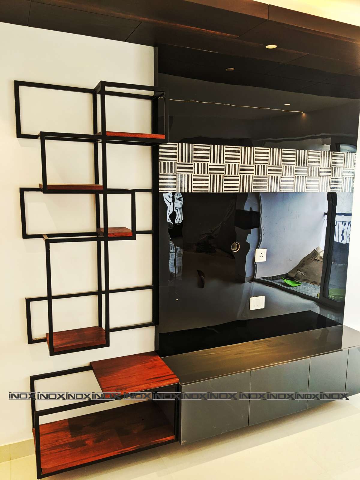 Designs by Contractor INOX GLASS EXPERTS, Malappuram | Kolo