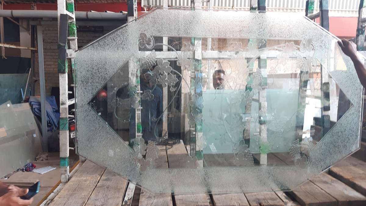Designs by Service Provider Globe glass industries, Thrissur Kolo