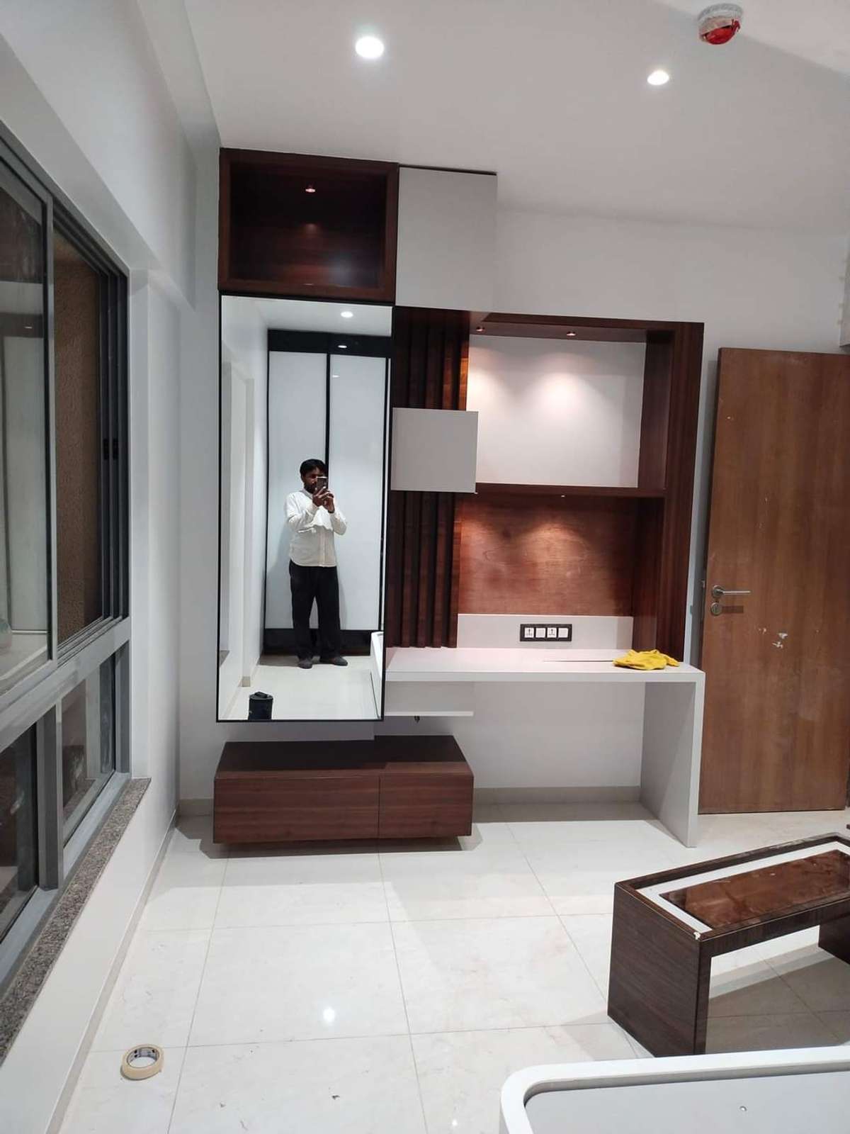 Lighting, Living, Door, Storage Designs by Carpenter sonu A, Indore | Kolo