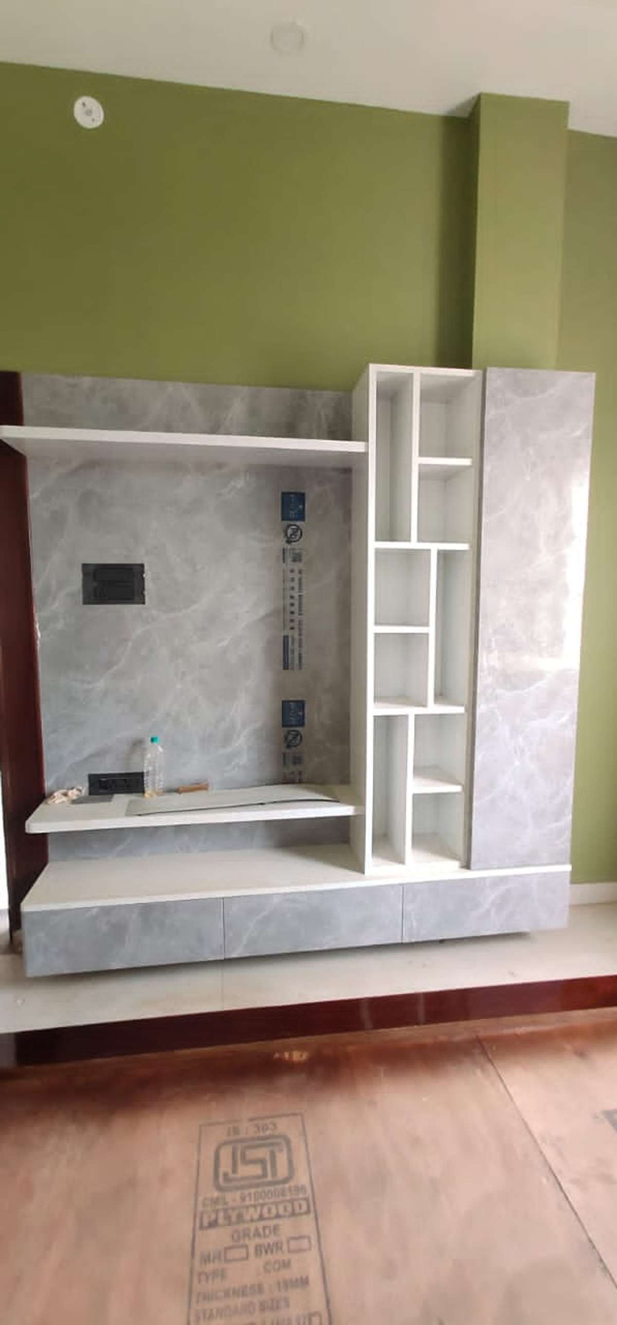 Living, Storage Designs by Carpenter yaseen saifi, Delhi | Kolo