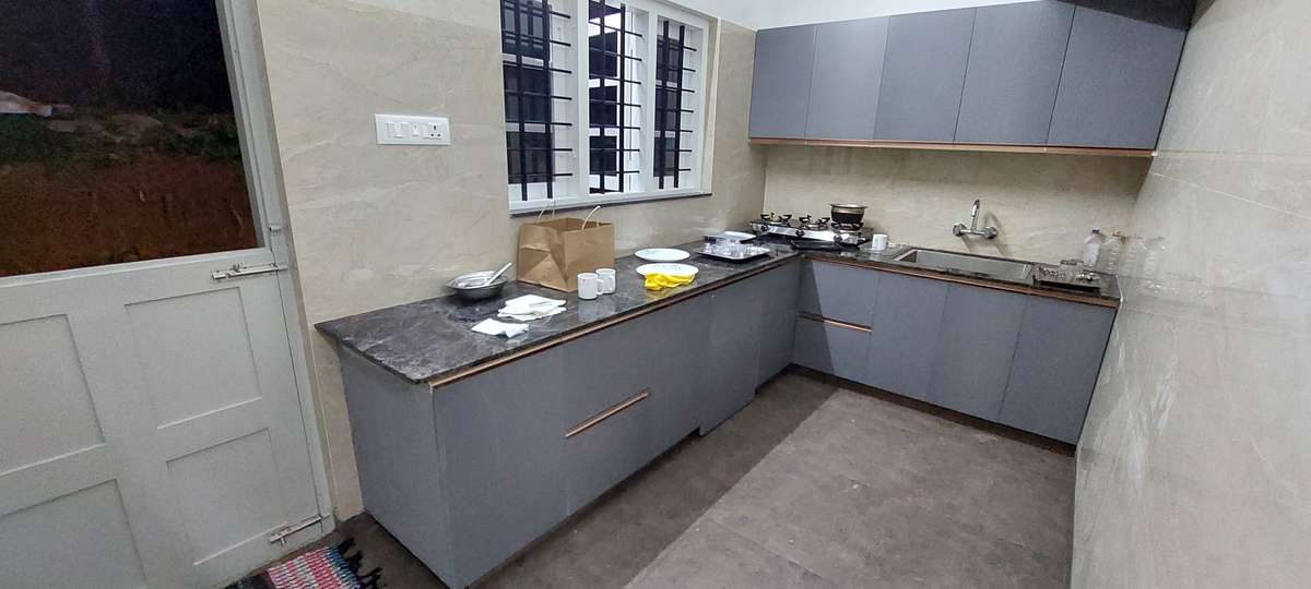 Kitchen, Storage Designs by Carpenter Manu Ramachandran, Kottayam Kolo