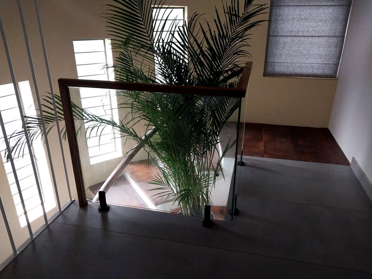 Dining, Staircase, Table, Furniture Designs by Interior Designer Dream decor Design, Kozhikode | Kolo