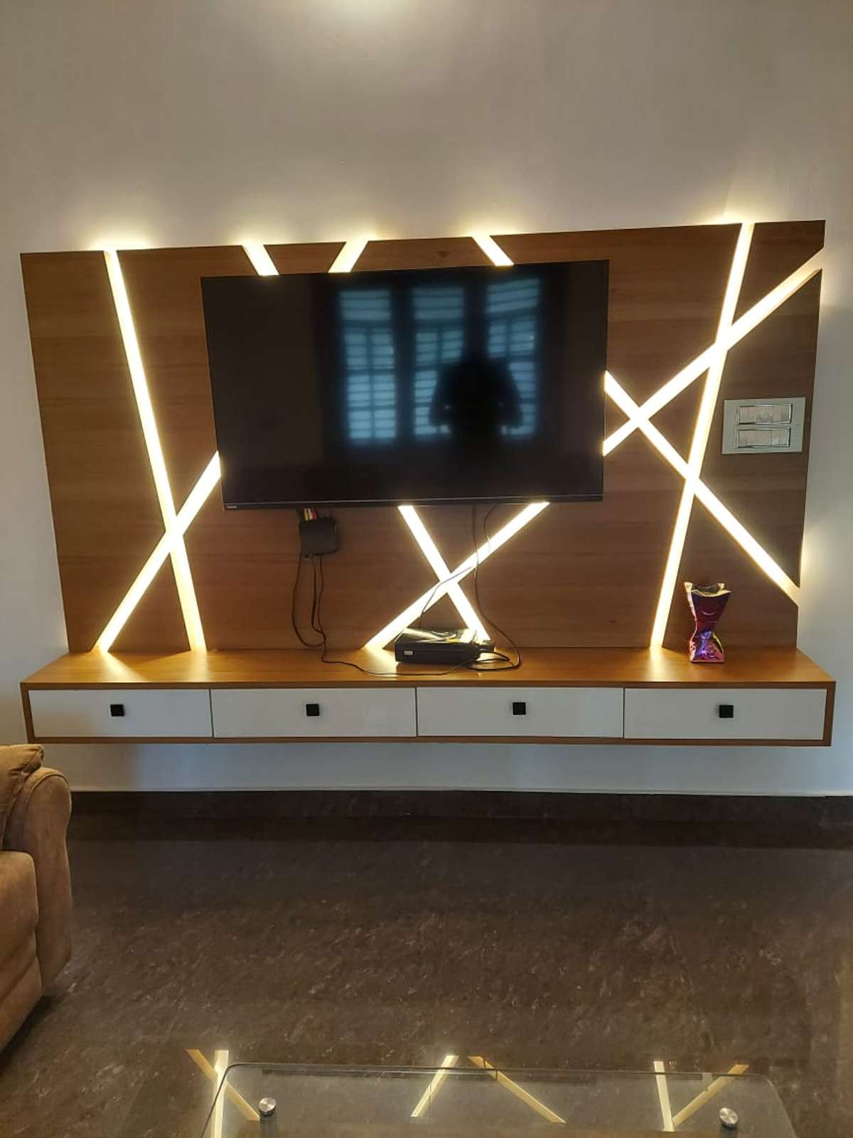 Living, Wall, Lighting Designs by Carpenter jineesh rudra, Kannur | Kolo