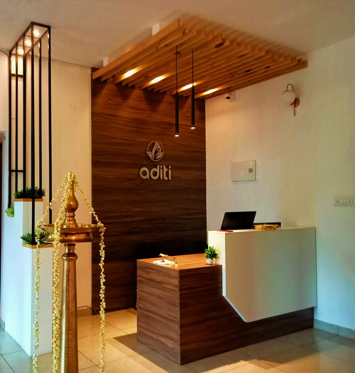 Ceiling, Lighting Designs by Interior Designer BOWERBIRD Intirior Factory, Ernakulam | Kolo