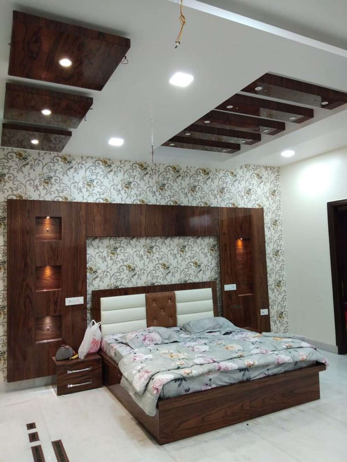 Ceiling, Furniture, Lighting, Storage, Bedroom Designs by Interior Designer Interior Dreams, Delhi | Kolo