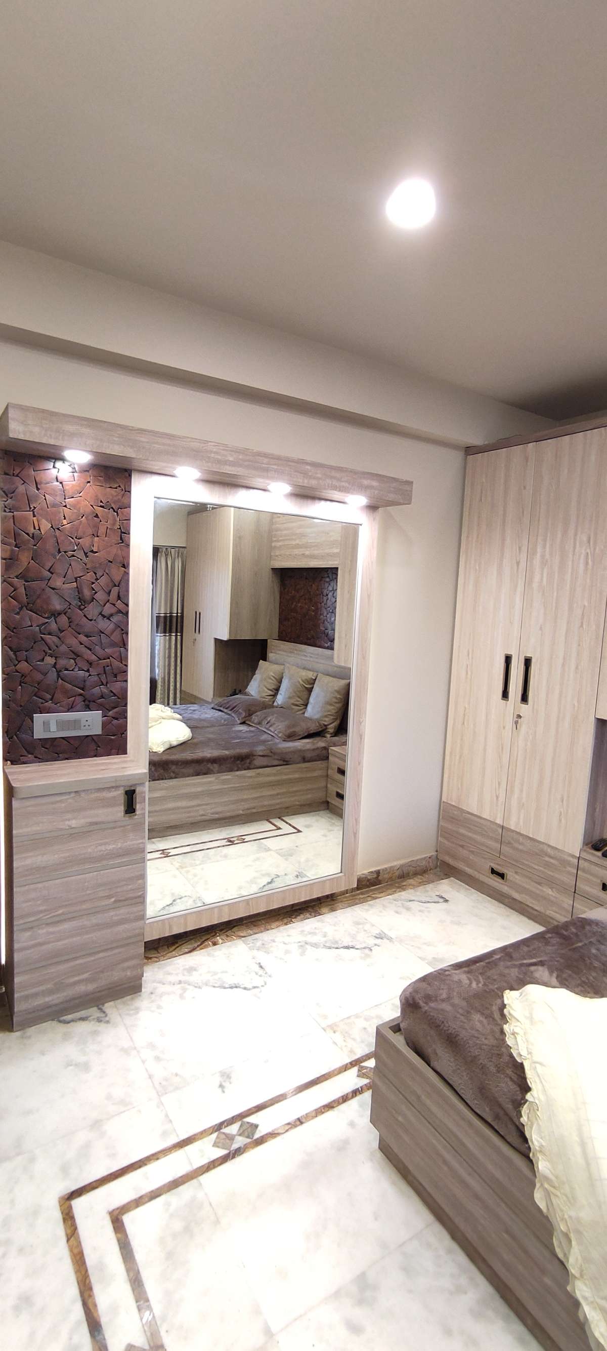 Ceiling, Furniture, Lighting, Storage, Bedroom Designs by Interior Designer manchit singh, Delhi | Kolo