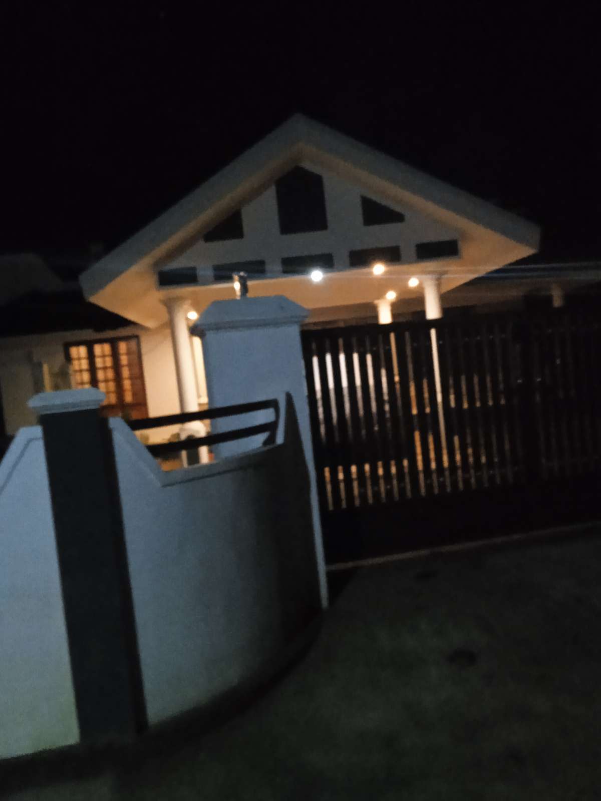 Exterior, Lighting Designs by Contractor Girish VG, Pathanamthitta | Kolo
