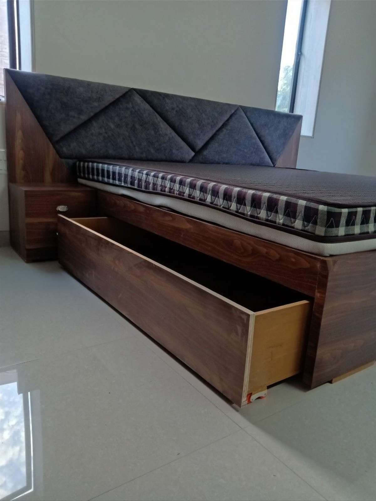 Furniture, Storage, Bedroom Designs by Carpenter jai bhawani pvt Ltd, Jaipur | Kolo
