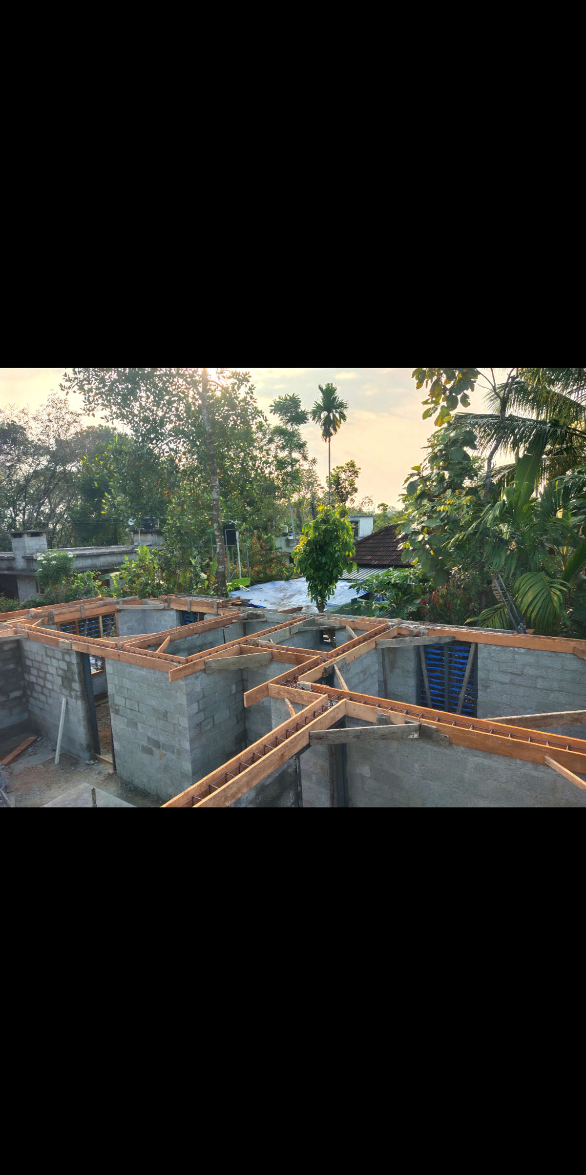 Designs by Contractor Evergreen Building Contractors, Pathanamthitta | Kolo