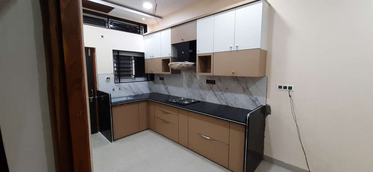 Kitchen, Storage Designs by Carpenter sohan vishwakarma, Indore | Kolo