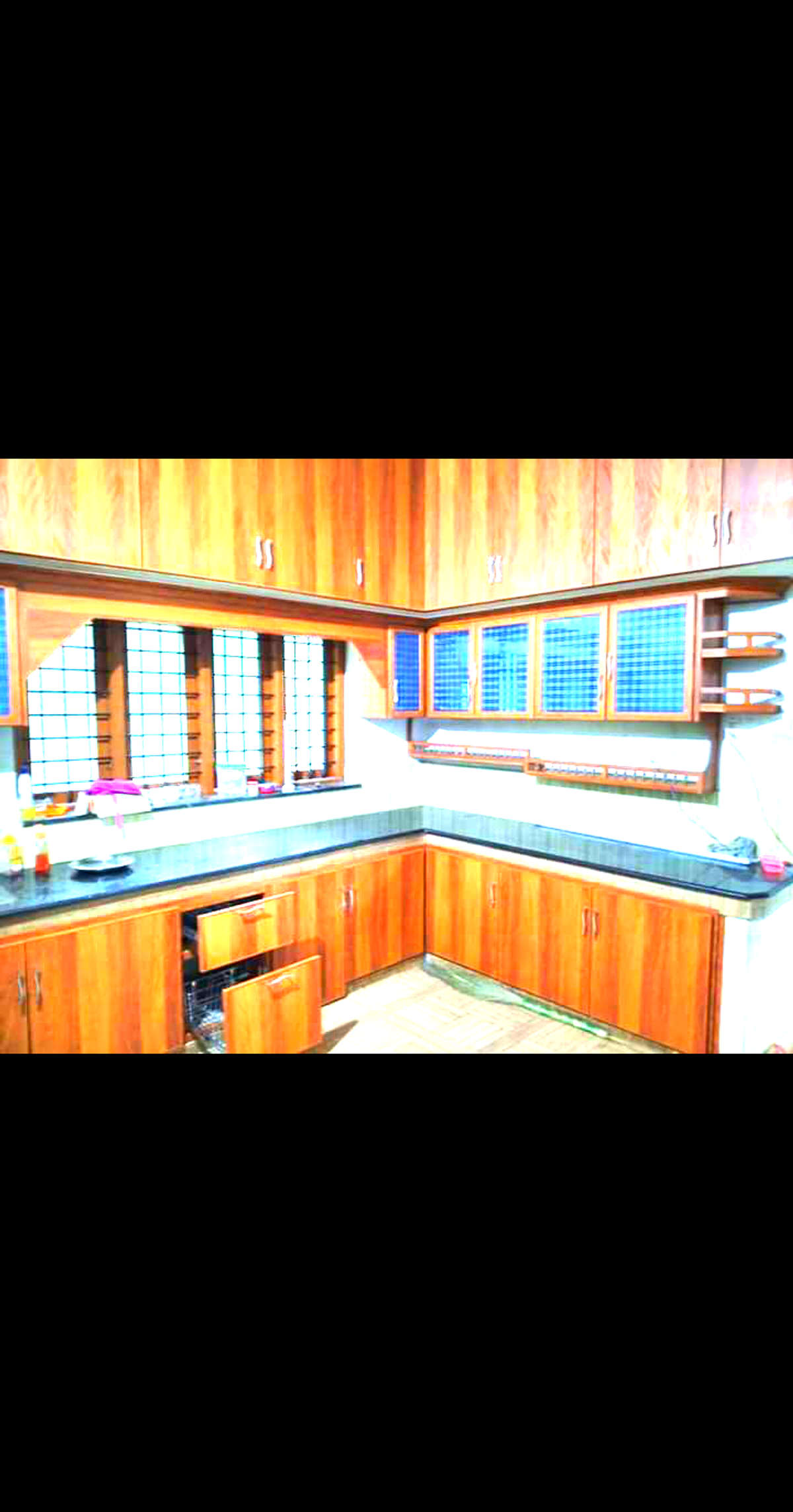 Kitchen, Storage Designs by Contractor VIJIL PALLOM, Kottayam | Kolo