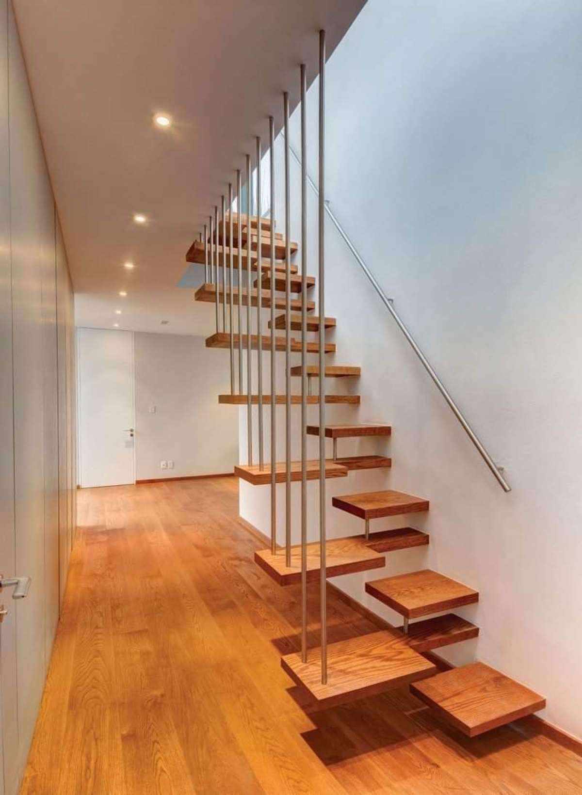 Flooring, Lighting, Staircase Designs by Contractor അലവി kk, Malappuram | Kolo