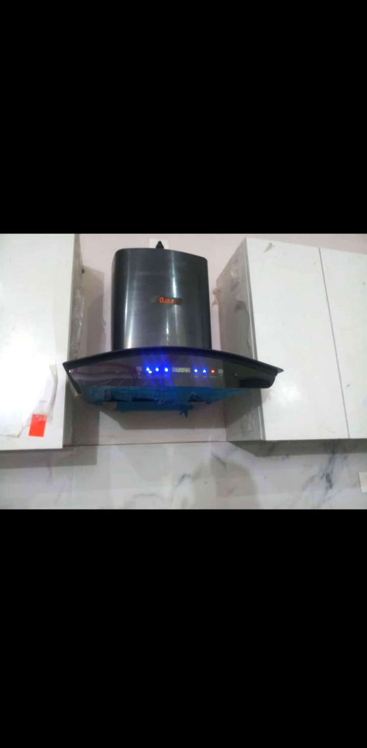 Designs by Service Provider s kitchen chimney built-in hobe, Ghaziabad | Kolo