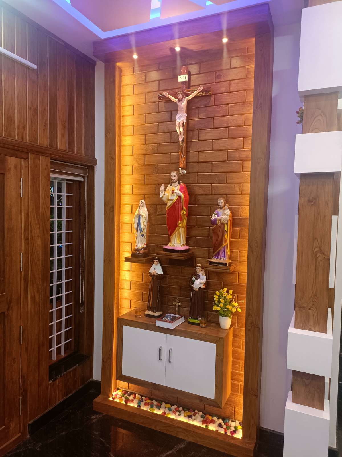 Prayer Room, Lighting, Storage, Home Decor Designs by Interior Designer chanjal ps, Thrissur | Kolo