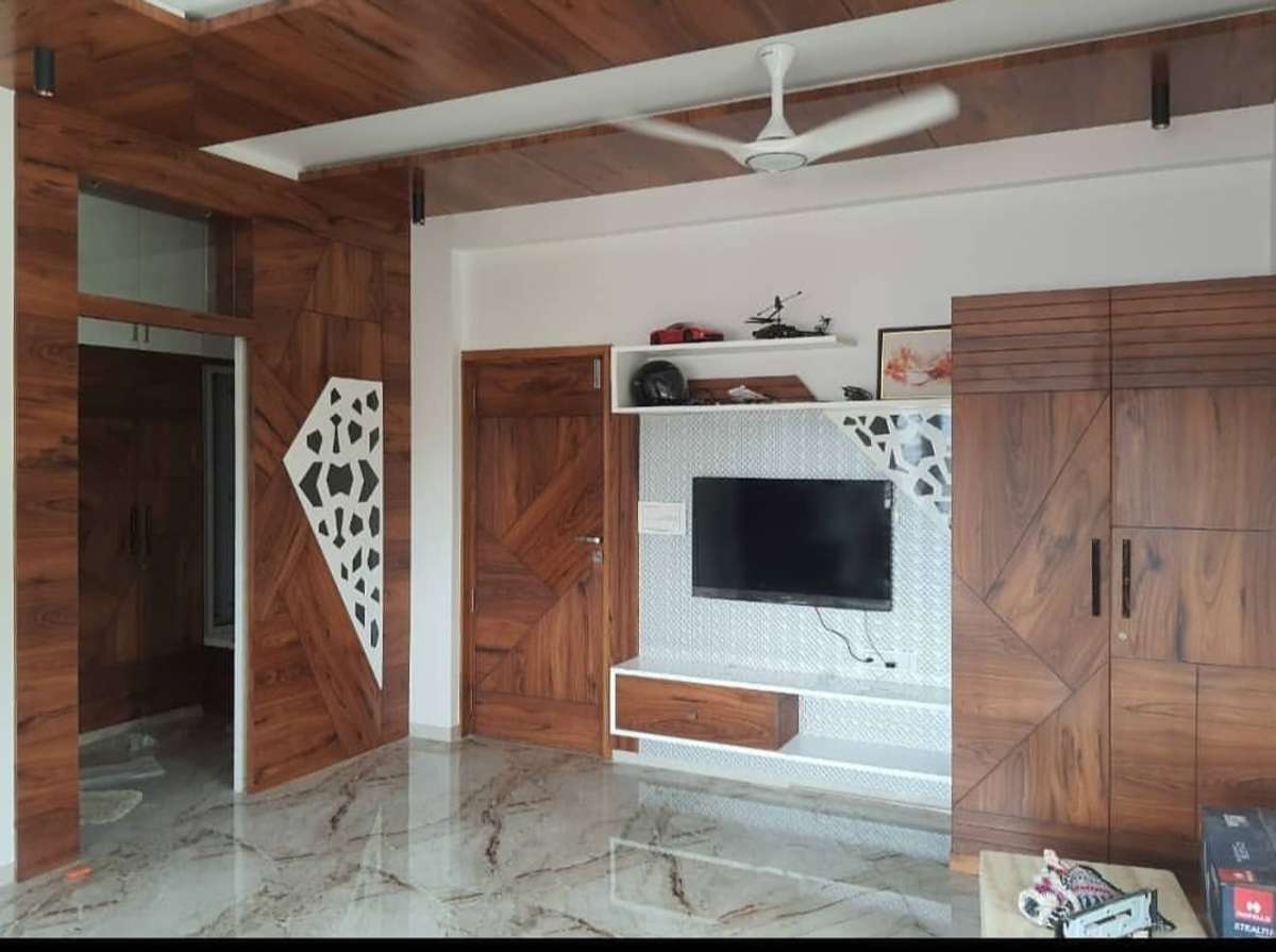 Kitchen, Storage Designs by Carpenter panchal furniture, Dewas | Kolo