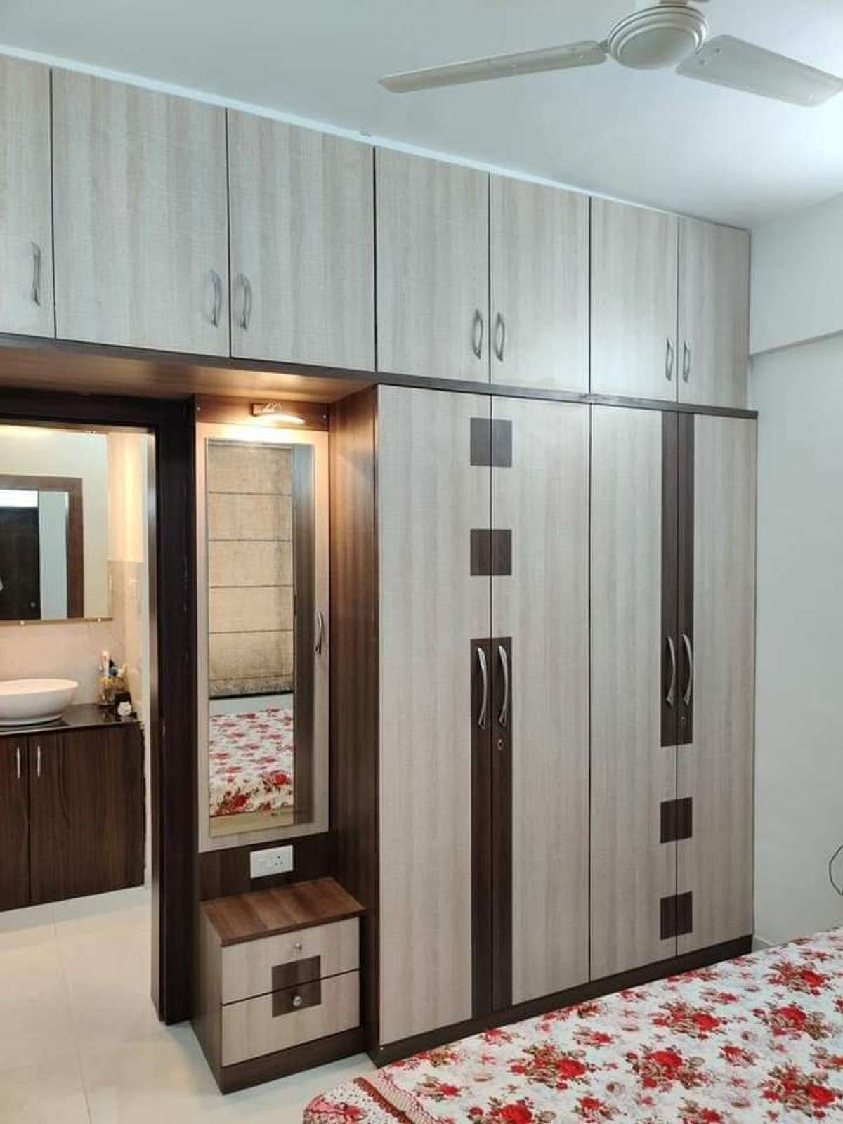 Designs by Carpenter Gajendar Singh Rathore, Jaipur | Kolo