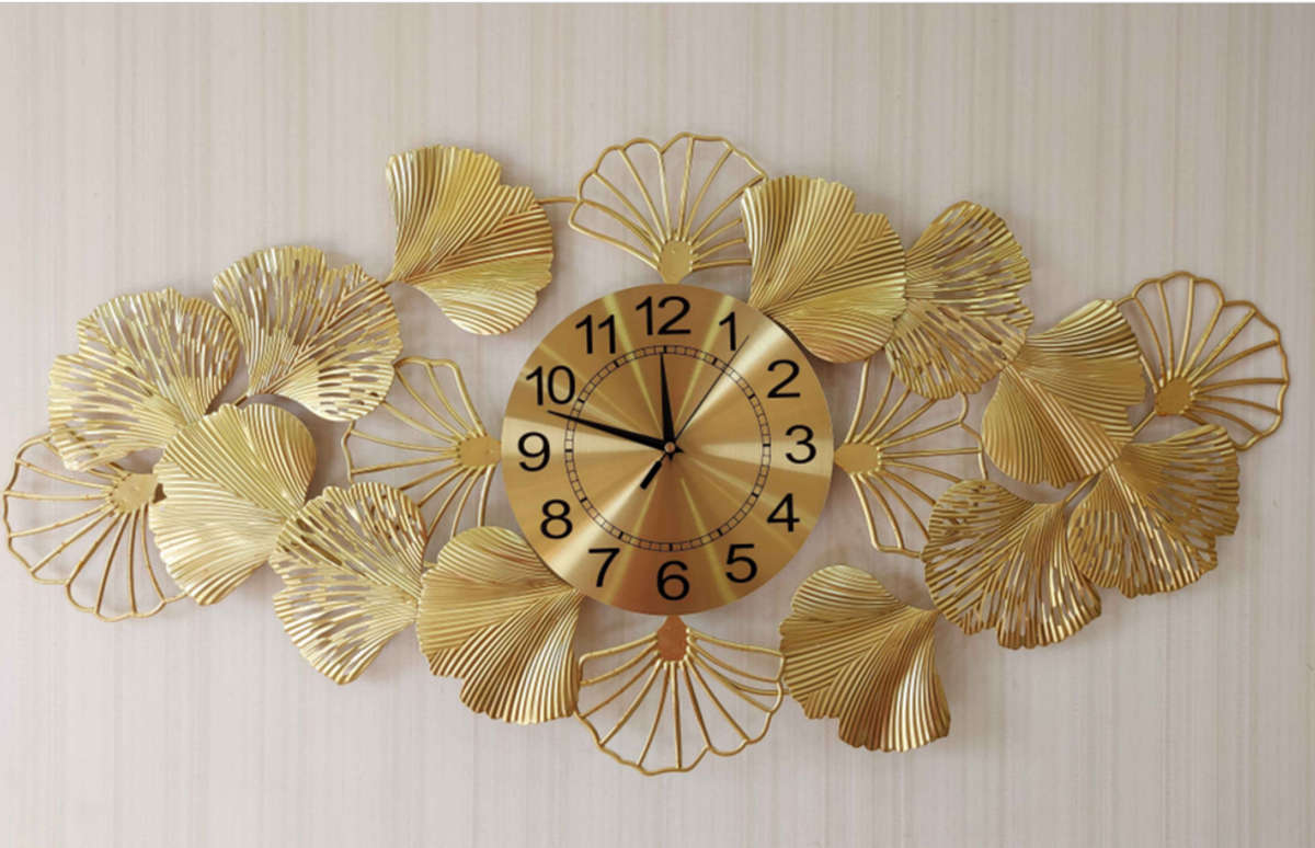 Leaf Wall Clock