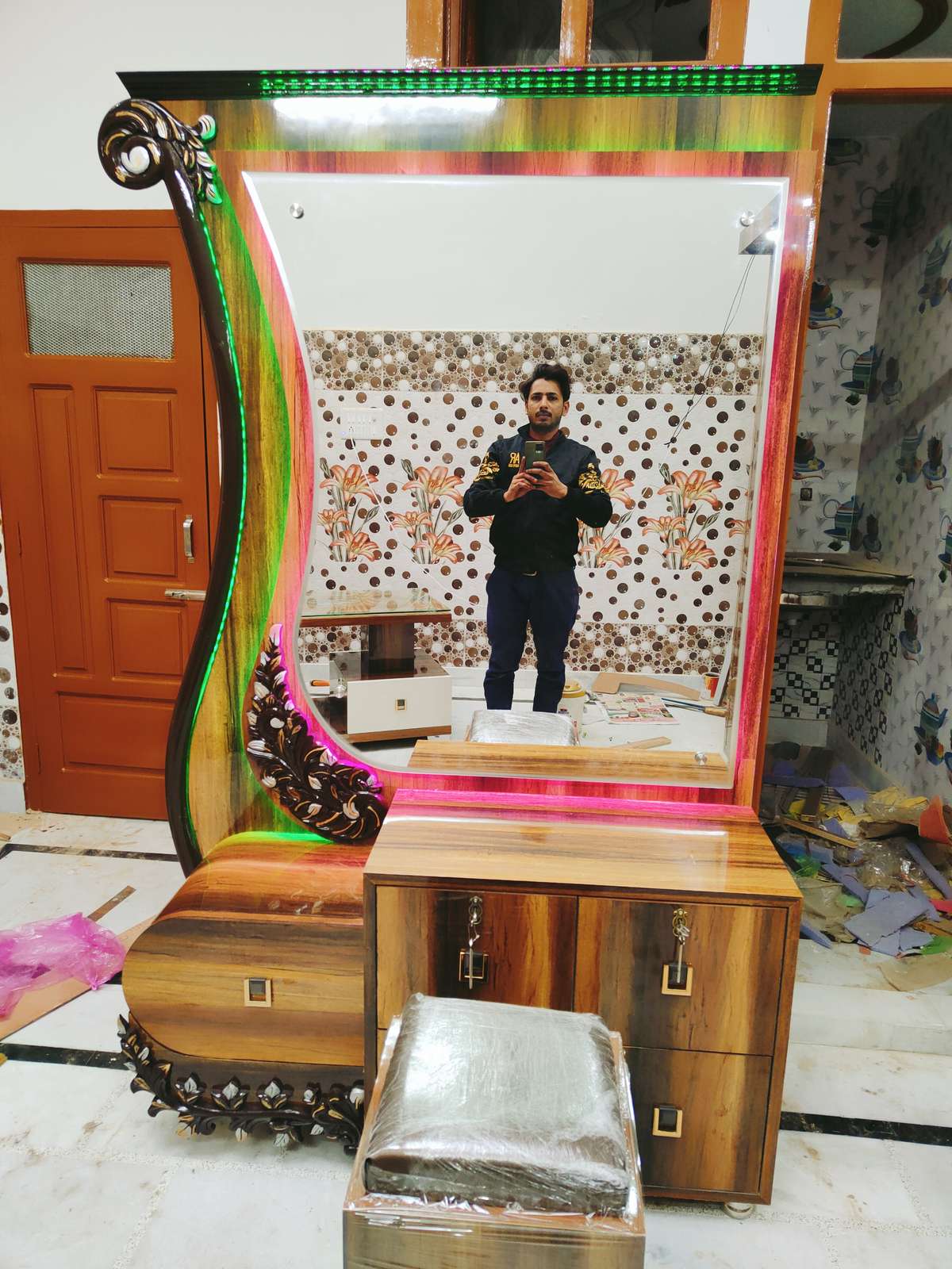 Designs by Carpenter home interior Bilal, Delhi | Kolo
