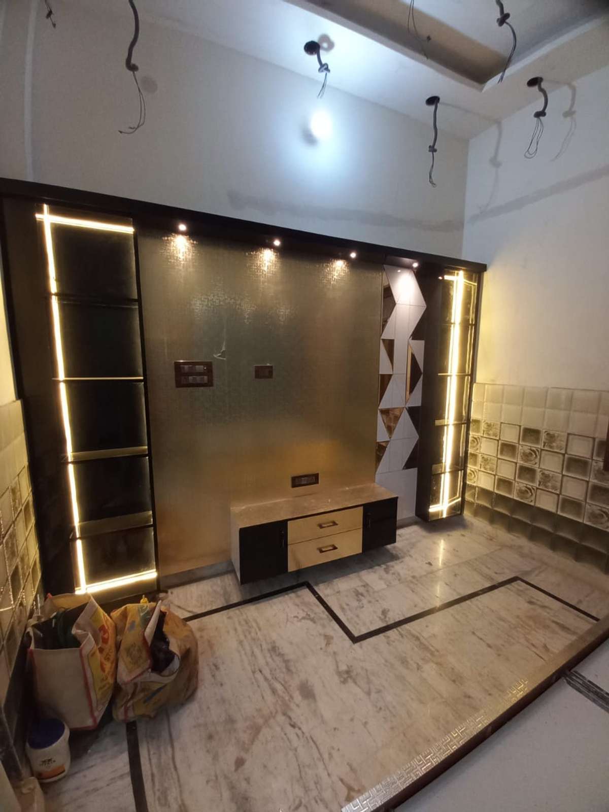 Furniture, Storage, Bedroom, Wall, Window Designs by Carpenter siraj khan, Delhi | Kolo