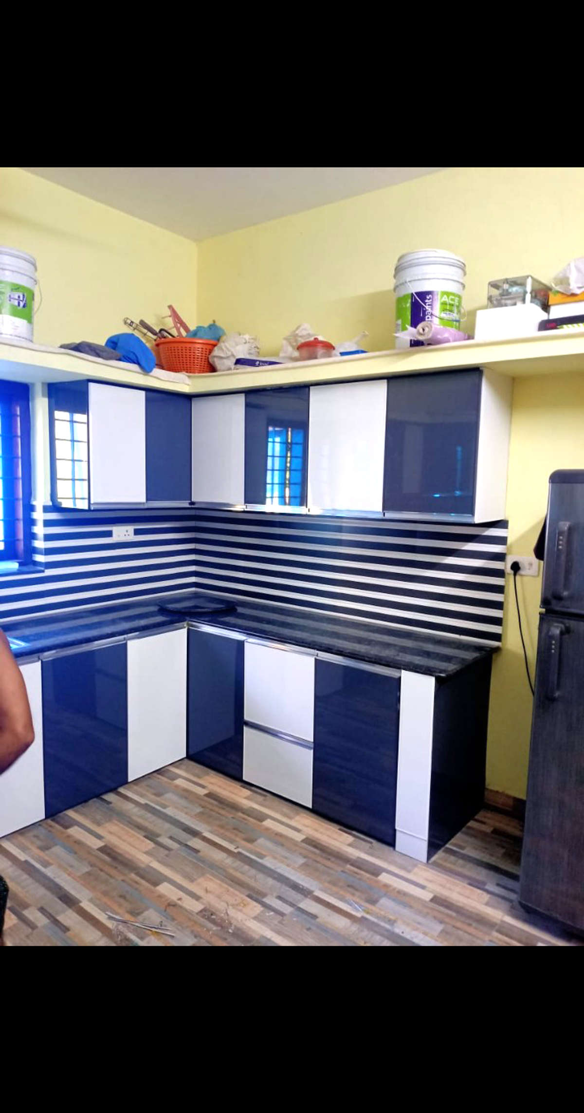 Kitchen, Storage Designs by Contractor VIJIL PALLOM, Kottayam | Kolo
